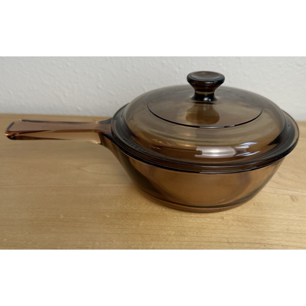 Vision Corning Amber Glass Saucepan Simmer pot .5L Pot w/ Pyrex Lid P81C Vintage